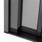 OnbreekHor detail onderrail en aluminium gaas